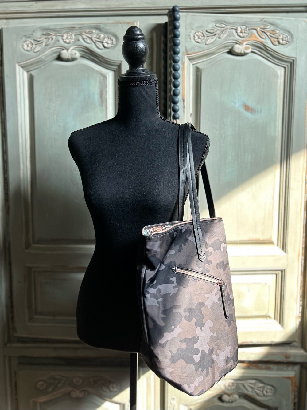 Stella & Dot Black and Gray Camo Tote Bag
